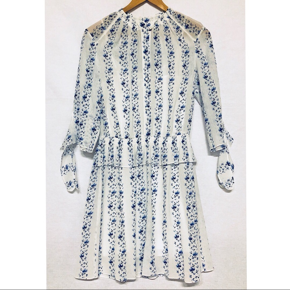 Club Monaco Ayuek Dress Sz 4 Cornflower blue